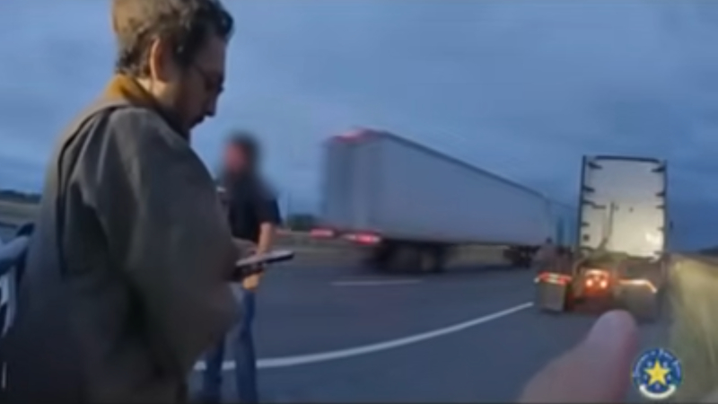 Big Rig Driver Caught Smuggling 23 Illegals in Texas