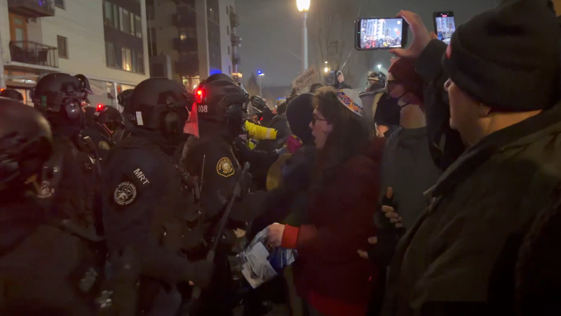 Portland Leftists Riot After Pair Of Suspected Tren de Aragua Gang Members Shot By Border Patrol During Car-Ramming Attack