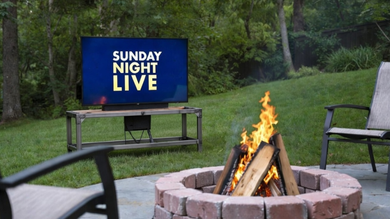 Sunday Night Live: Radical Leftist Rioters Attack Anyone Appearing To Be Conservative, Interrupt & Harass Church Congregation, Rob Journalists In Minnesota