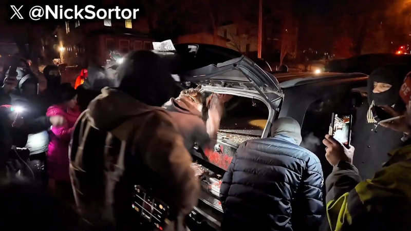 WATCH: Minneapolis Militants Raid Federal Vehicles, Steal Weapons and Documents