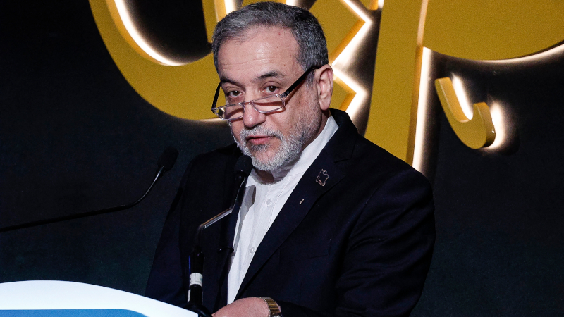 Iran Warns It Will Strike US Bases If Attacked