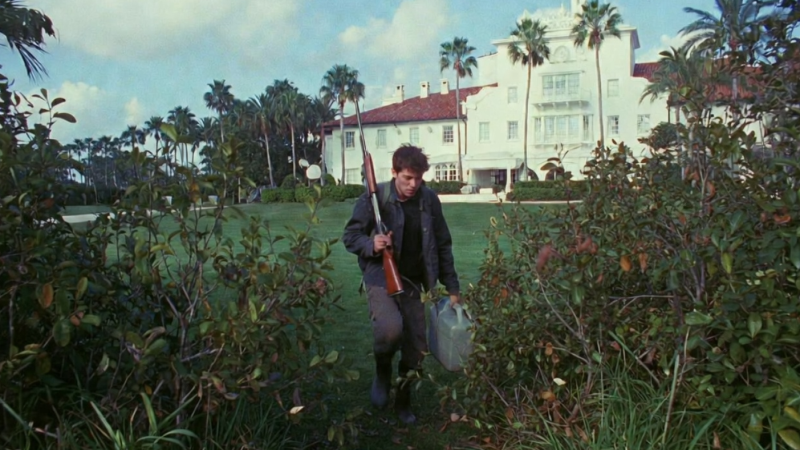 Breaking! ANOTHER Trump Assassination Fails – Secret Services Puts Down Armed Intruder At Mar-A-Lago