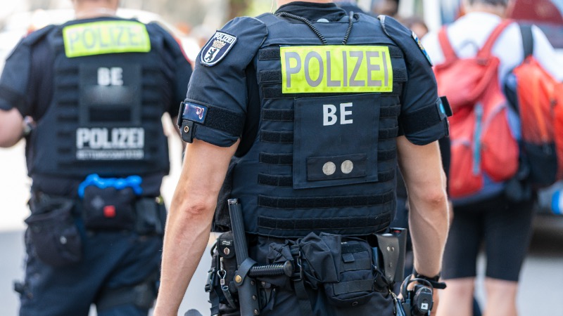 Germany: Team Of Iraqis And Syrians Wearing Horror Clown Masks Kidnapped Jewelry Store Family, Brutally Beat Them, And Stole €135,000